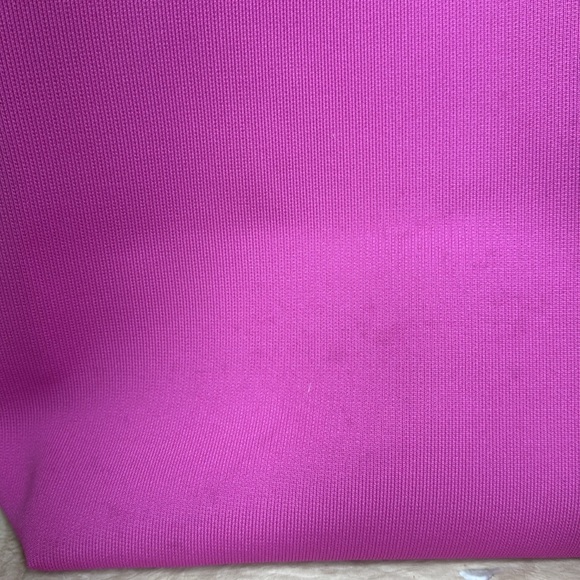 ROTHYS LIGHTWEIGHT TOTE DRAGON FRUIT - Picture 7 of 9